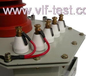 Oil-immersed test transformer